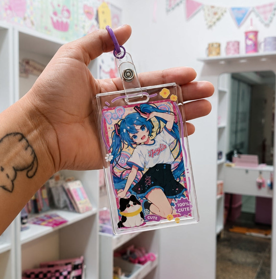 Porta Cartão Retrátil Hatsune Miku.